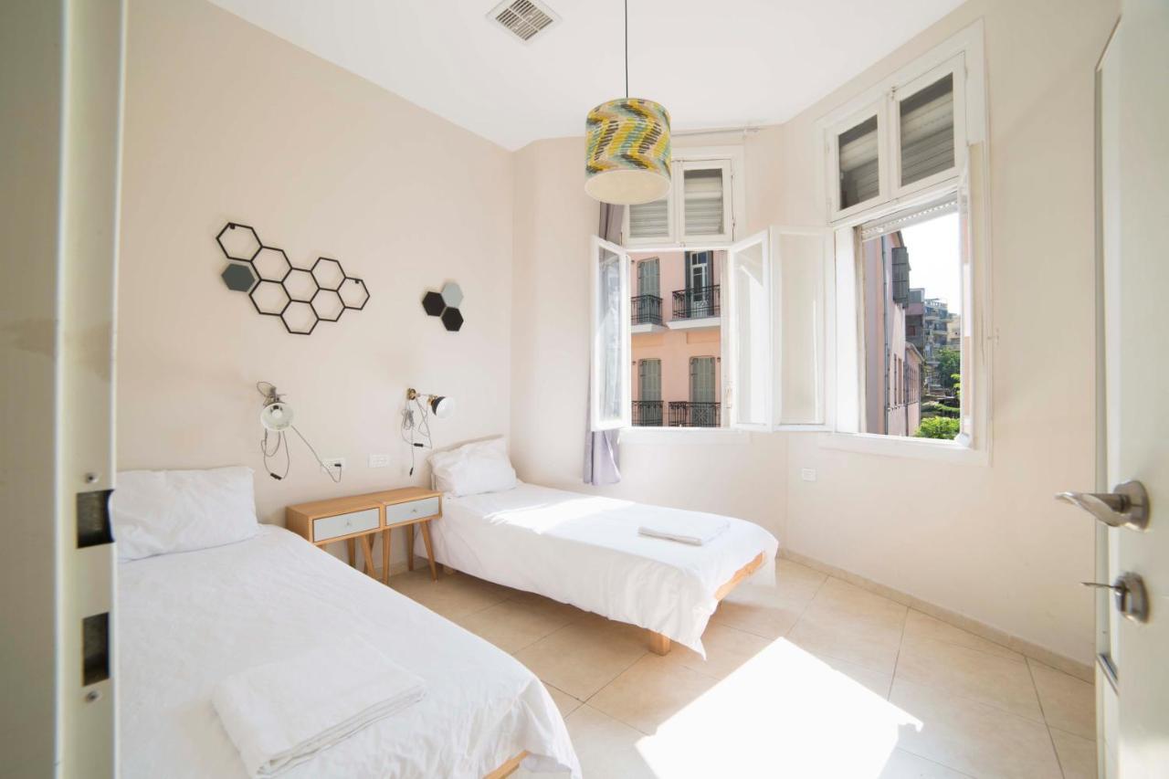 Ourplace Apartments Тел Авив Екстериор снимка